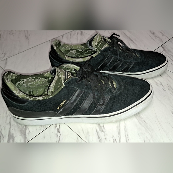 Men's Adidas Busentiz Vulc skateboarding shoes  in rare black suade and camo. - Picture 3 of 6